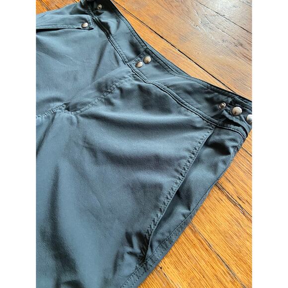 AQUANAUTIA London "The Ultimate Adventure Shorts": Charcoal Gray Womens sz M - Picture 2 of 13